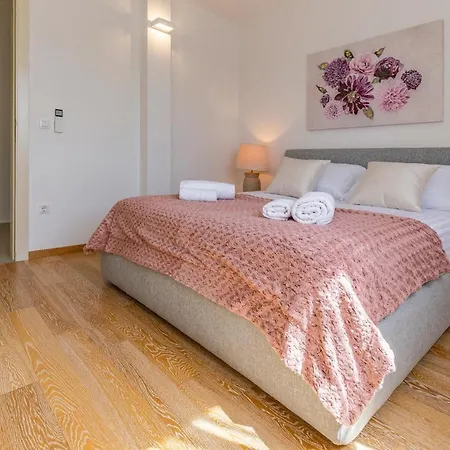 Paradiso Luxury Apartment, Rovinj Exterior photo